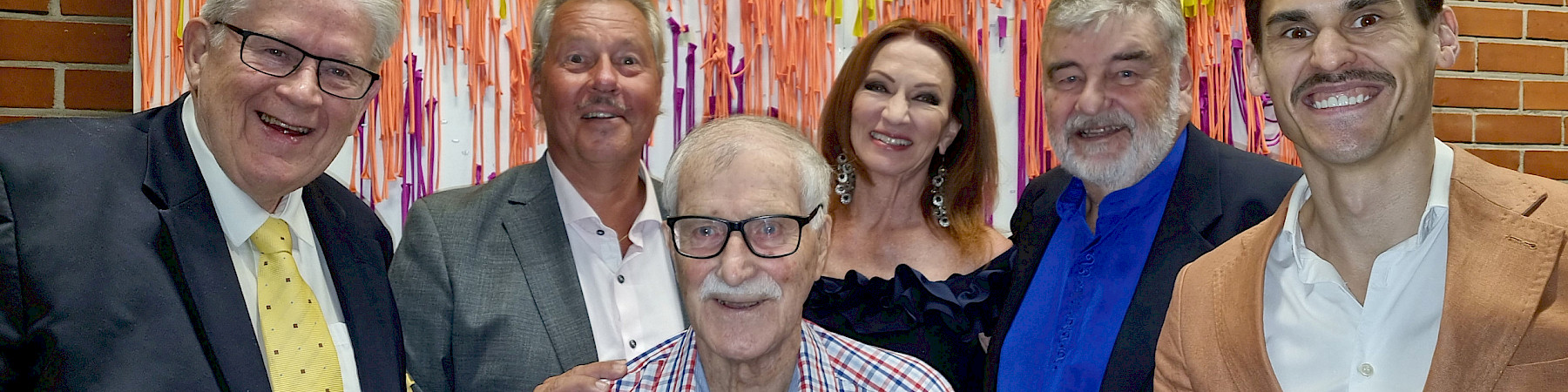 Matinkylän seniorit: Senioreiden upeassa kevätkonsertissa kuultiin hienoja oopperaklassikoita