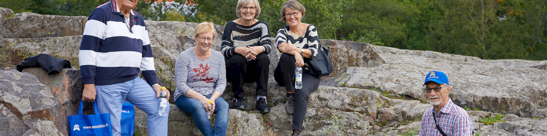 Lue vinkkejä hyvinvointiisi seniorin tietopaketista!