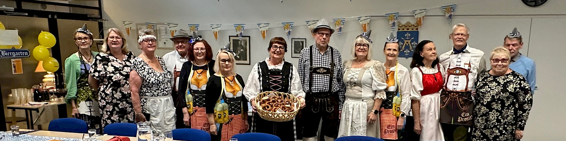 Oktoberfest karnevaalit Senioritalo Yrjänässä